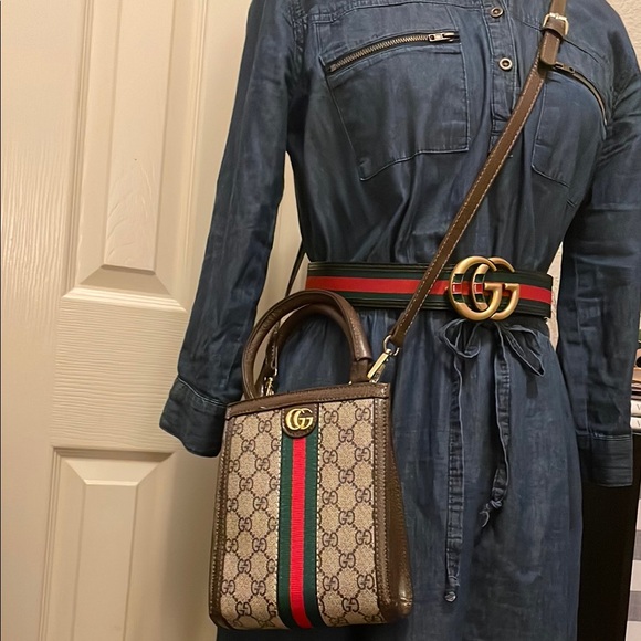 Fashion Brown and Tan Women's Bag. Super classy! Bag only for sale *no returns. - Picture 1 of 7